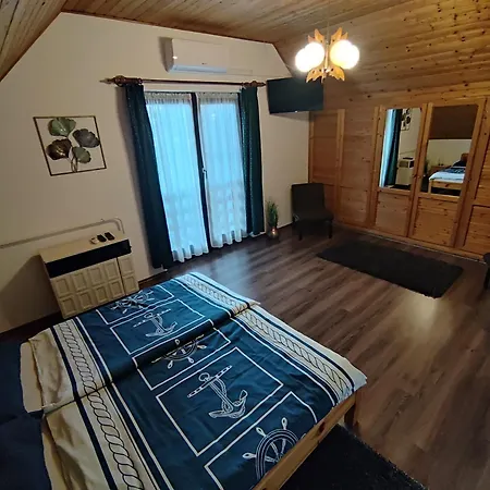 Lovas Vendeghaz Apartament