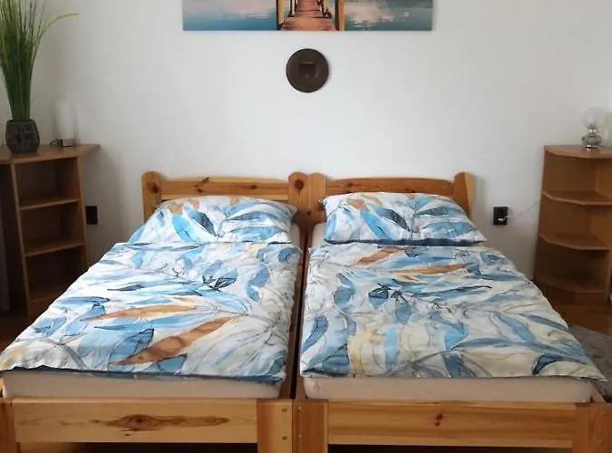 Lovas Vendeghaz Apartament *