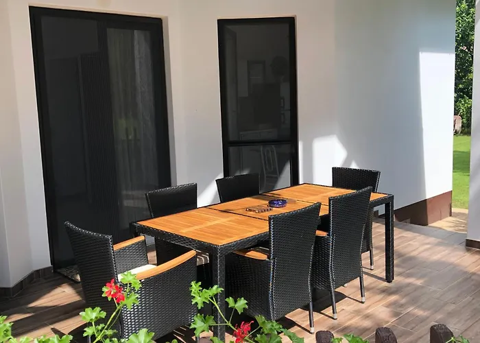 Apartament Lovas Vendeghaz